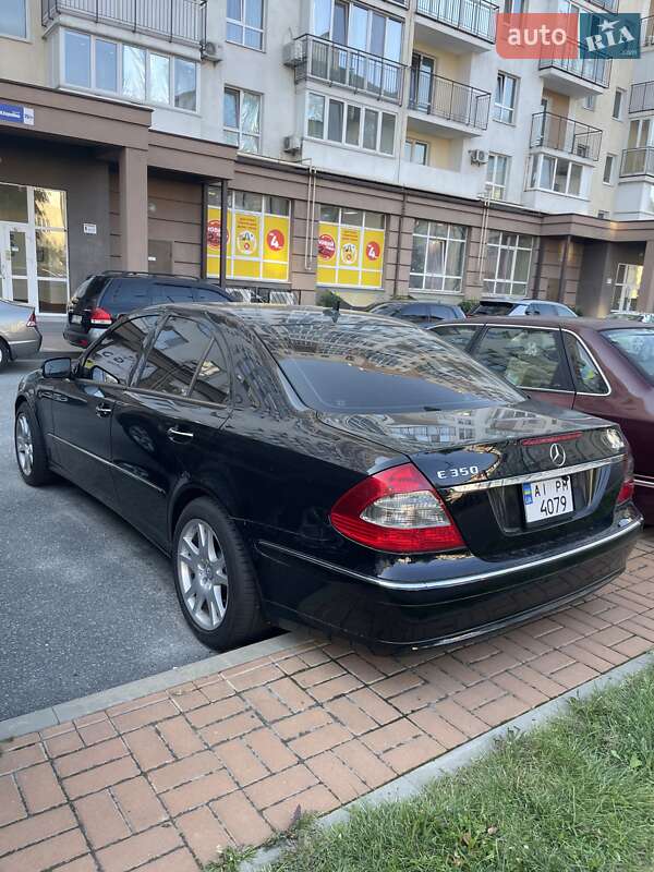 Седан Mercedes-Benz E-Class 2007 в Вишневому