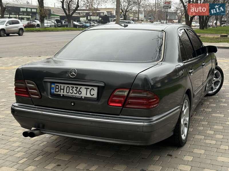 Седан Mercedes-Benz E-Class 2000 в Одессе