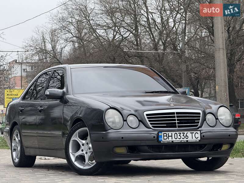 Седан Mercedes-Benz E-Class 2000 в Одессе