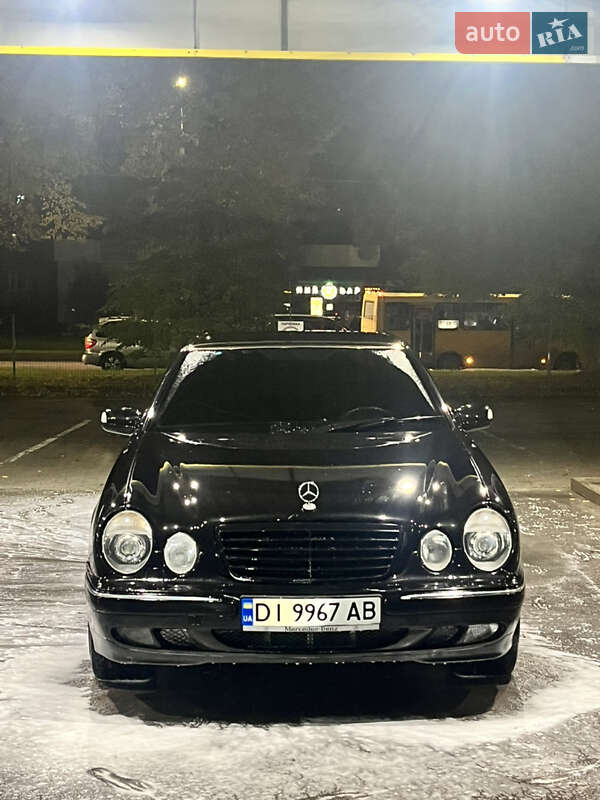Mercedes-Benz E-Class 2000