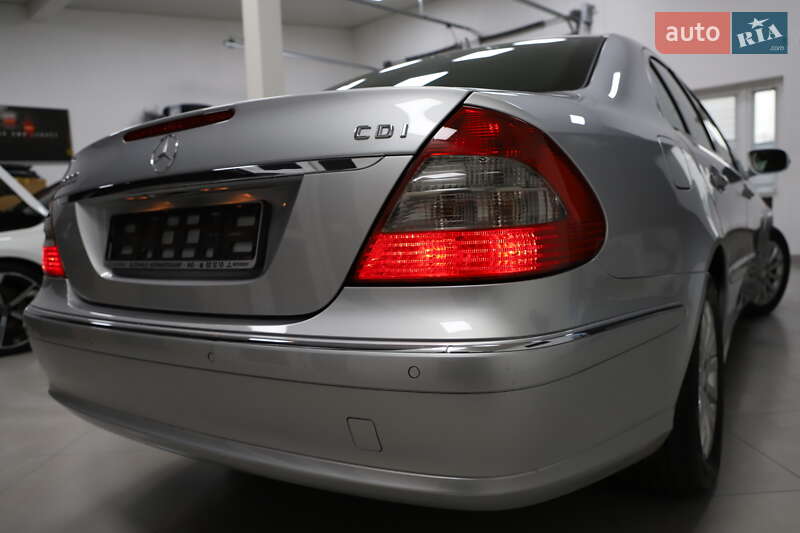 Седан Mercedes-Benz E-Class 2008 в Дрогобичі