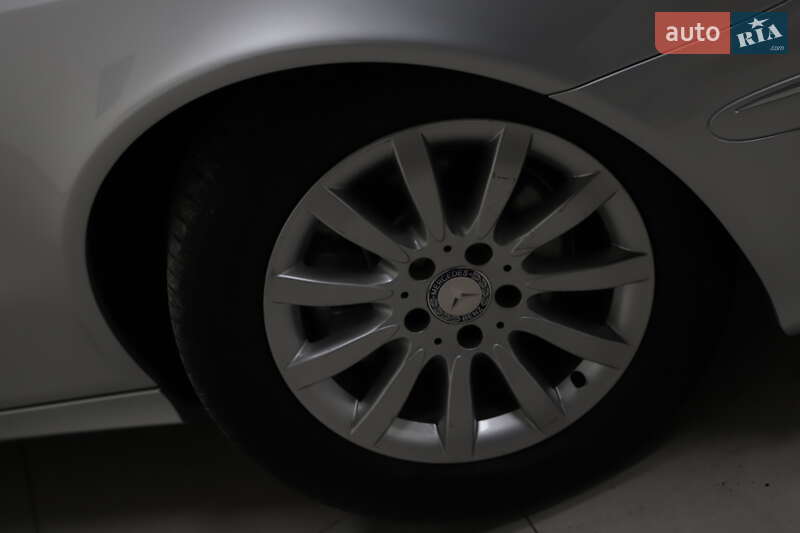 Седан Mercedes-Benz E-Class 2008 в Дрогобичі