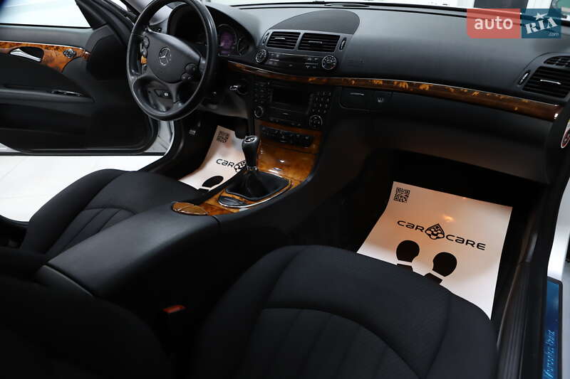 Седан Mercedes-Benz E-Class 2008 в Дрогобичі
