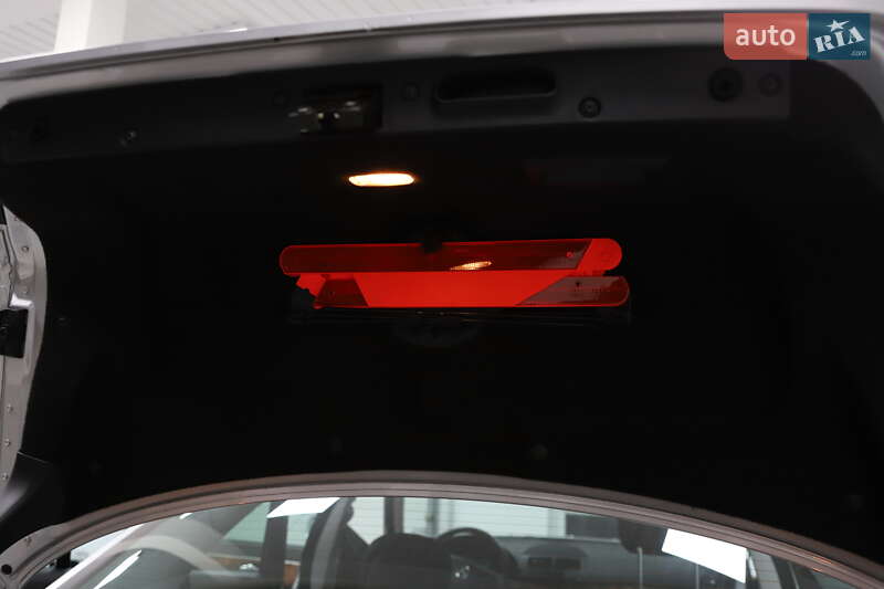 Седан Mercedes-Benz E-Class 2008 в Дрогобичі