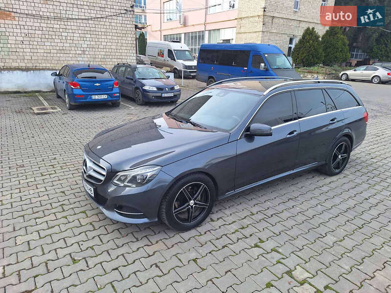 Седан Mercedes-Benz E-Class 2015 в Ивано-Франковске