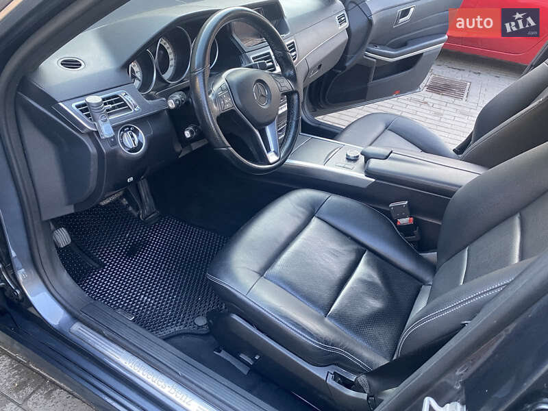 Седан Mercedes-Benz E-Class 2015 в Ивано-Франковске