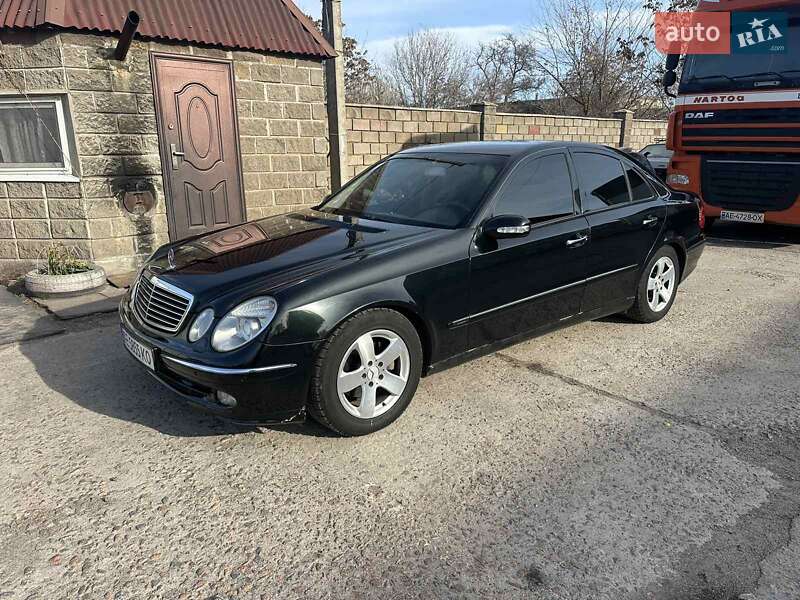 Mercedes-Benz E-Class 2003
