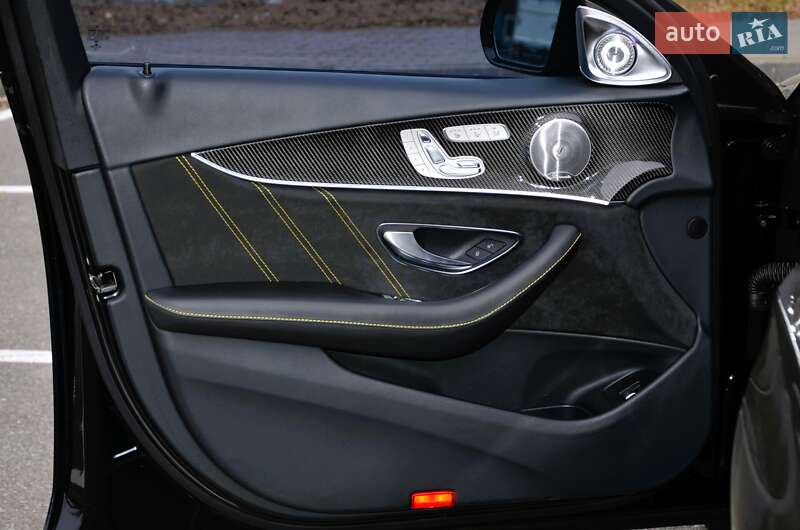 Седан Mercedes-Benz E-Class 2019 в Киеве