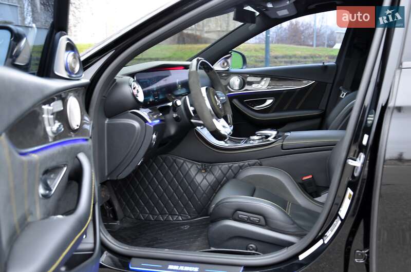 Седан Mercedes-Benz E-Class 2019 в Киеве