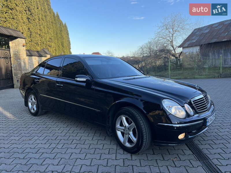 Седан Mercedes-Benz E-Class 2004 в Надвірній фото 11 Седан Mercedes-Benz E-Class 2004 в Надвірній