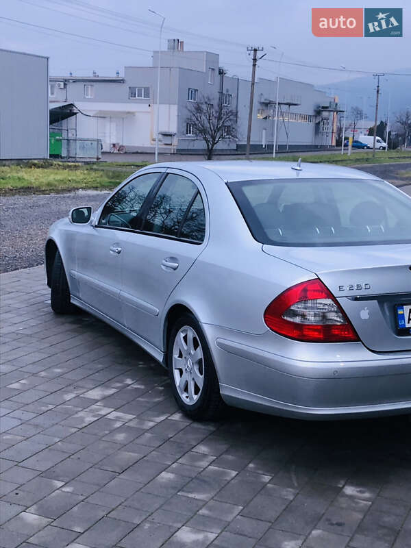 Седан Mercedes-Benz E-Class 2006 в Виноградові