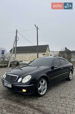 Седан Mercedes-Benz E-Class 2003 в Дрогобыче