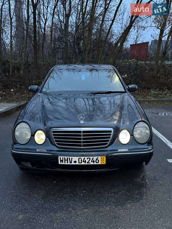 Mercedes-Benz E-Class 1999