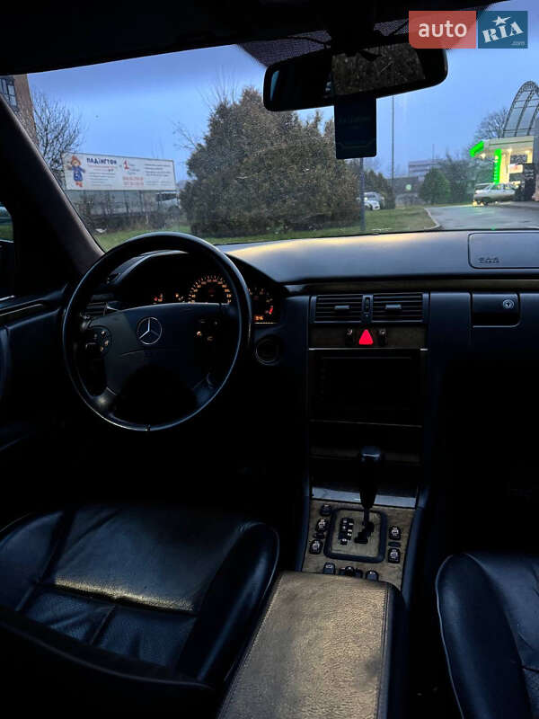 Седан Mercedes-Benz E-Class 1999 в Кам'янець-Подільському