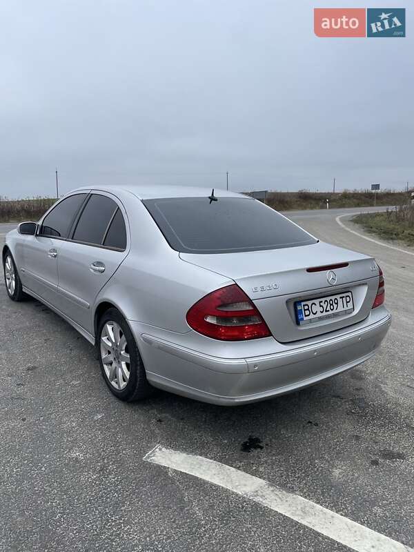 Седан Mercedes-Benz E-Class 2003 в Львові