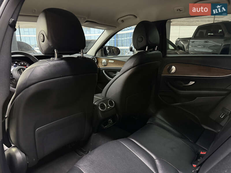 Універсал Mercedes-Benz E-Class 2018 в Одесі фото 23 Універсал Mercedes-Benz E-Class 2018 в Одесі