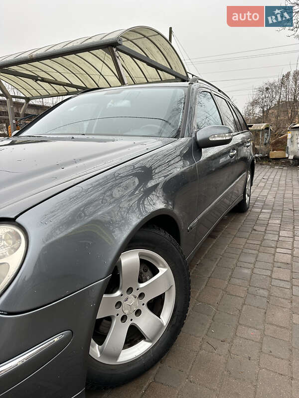 Універсал Mercedes-Benz E-Class 2004 в Львові
