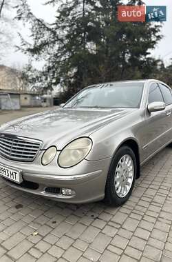 Седан Mercedes-Benz E-Class 2004 в Одессе