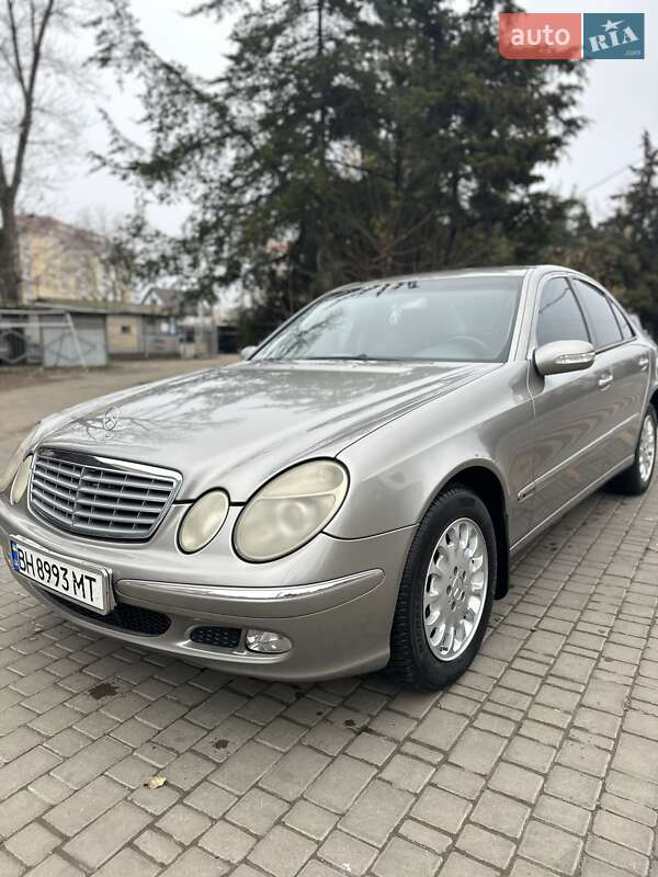 Седан Mercedes-Benz E-Class 2004 в Одесі фото Седан Mercedes-Benz E-Class 2004 в Одесі