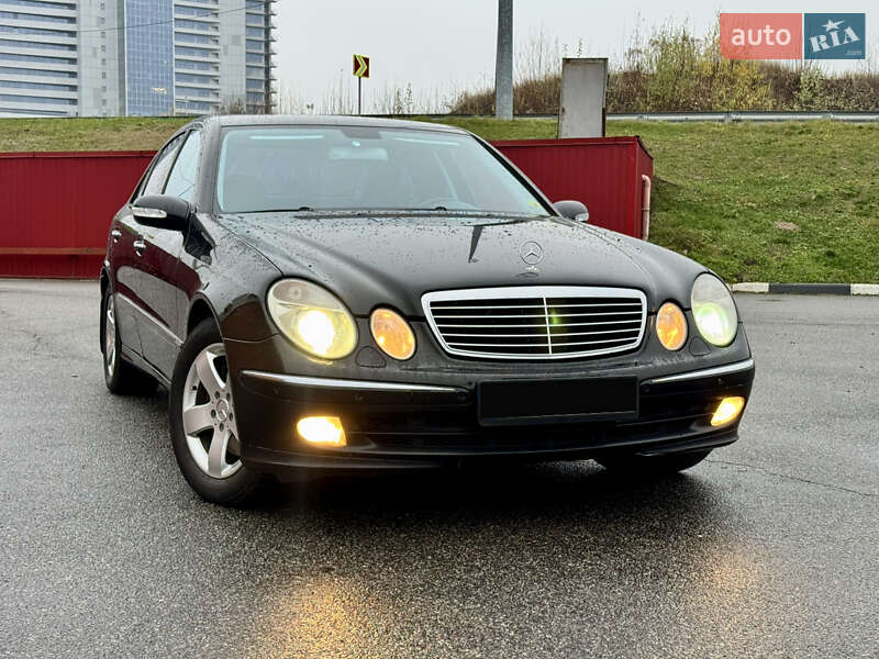 Mercedes-Benz E-Class 2004