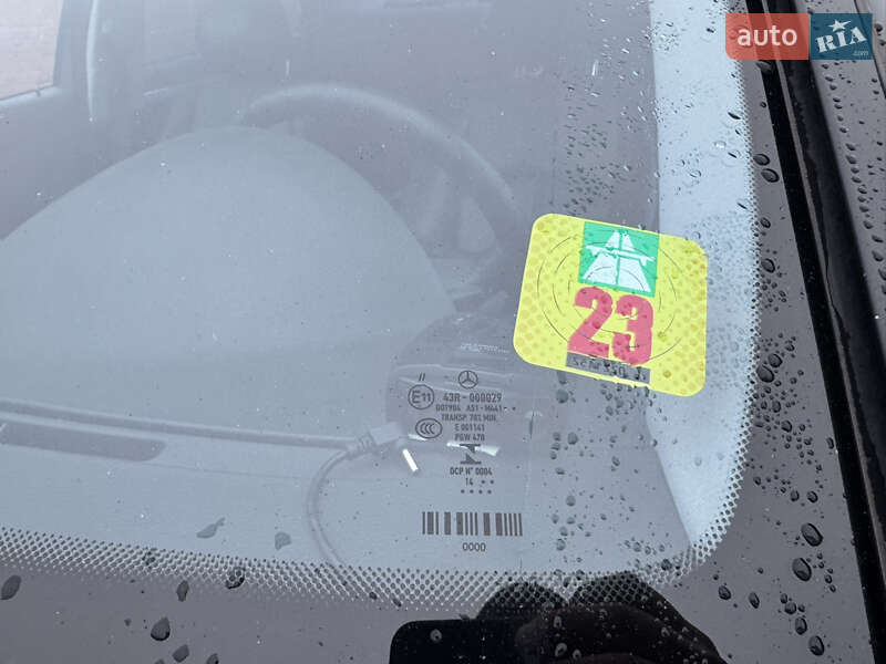 Седан Mercedes-Benz E-Class 2004 в Києві