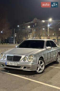 Седан Mercedes-Benz E-Class 2001 в Кривому Розі