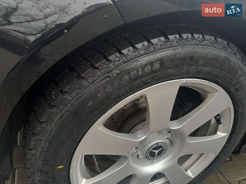 Седан Mercedes-Benz E-Class 2015 в Дрогобичі