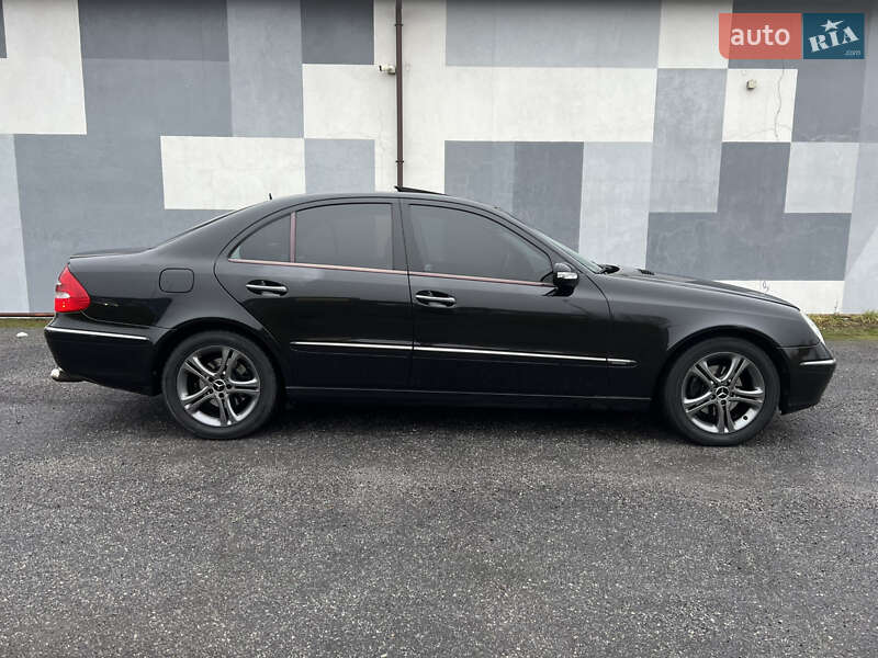 Седан Mercedes-Benz E-Class 2003 в Вінниці
