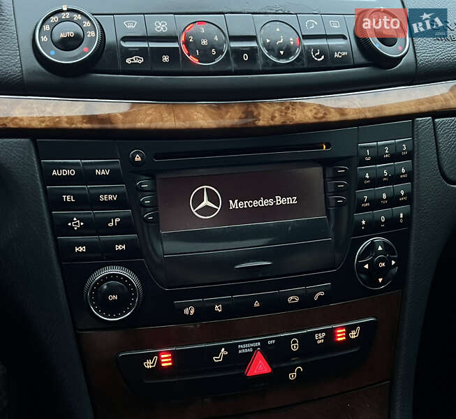 Седан Mercedes-Benz E-Class 2003 в Вінниці