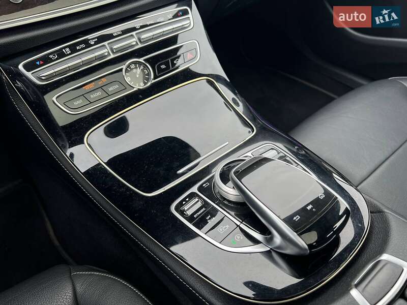 Седан Mercedes-Benz E-Class 2016 в Киеве фото 22 Седан Mercedes-Benz E-Class 2016 в Киеве