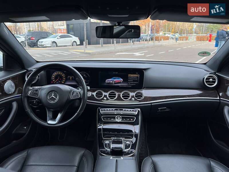 Седан Mercedes-Benz E-Class 2016 в Киеве фото 28 Седан Mercedes-Benz E-Class 2016 в Киеве
