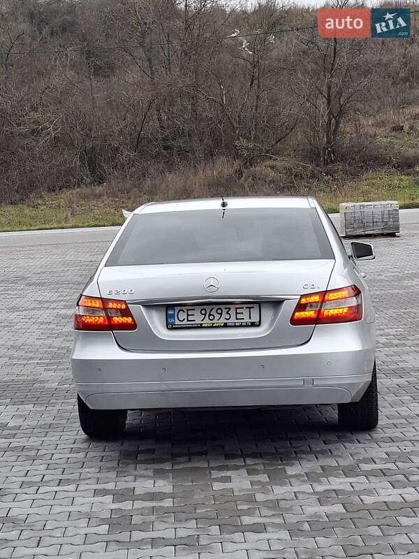 Седан Mercedes-Benz E-Class 2010 в Чернівцях