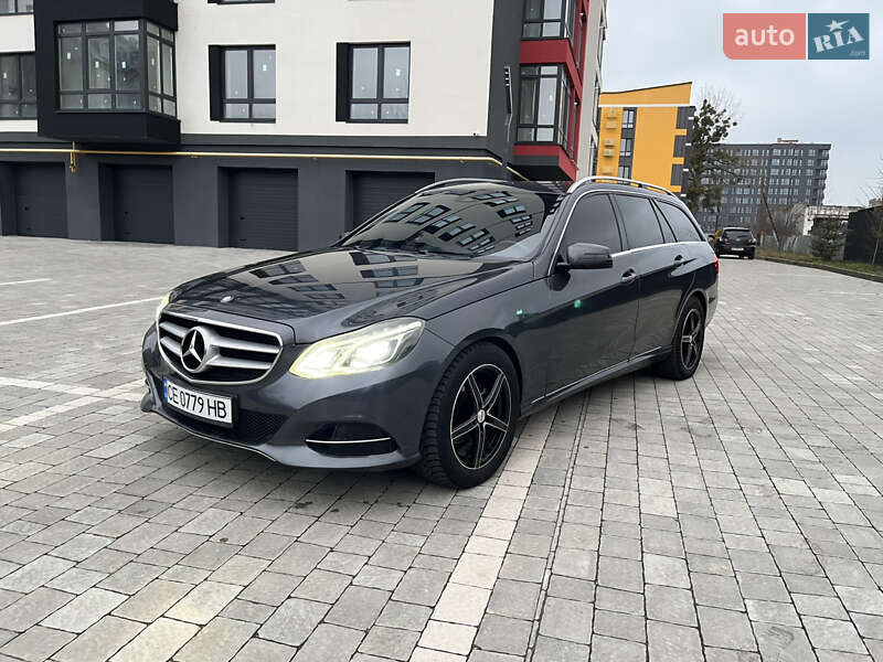 Седан Mercedes-Benz E-Class 2015 в Івано-Франківську