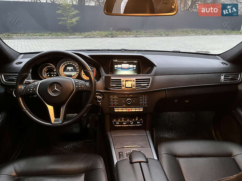 Седан Mercedes-Benz E-Class 2015 в Івано-Франківську