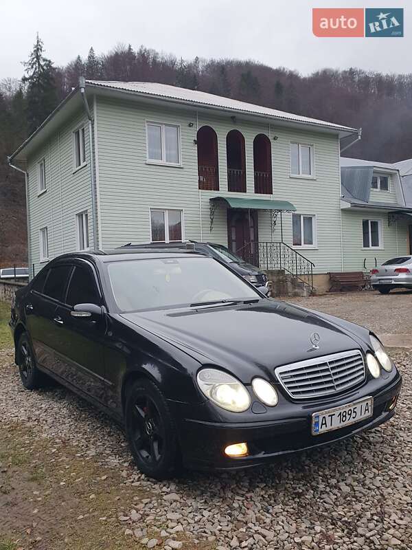 Седан Mercedes-Benz E-Class 2003 в Косове фото 4 Седан Mercedes-Benz E-Class 2003 в Косове