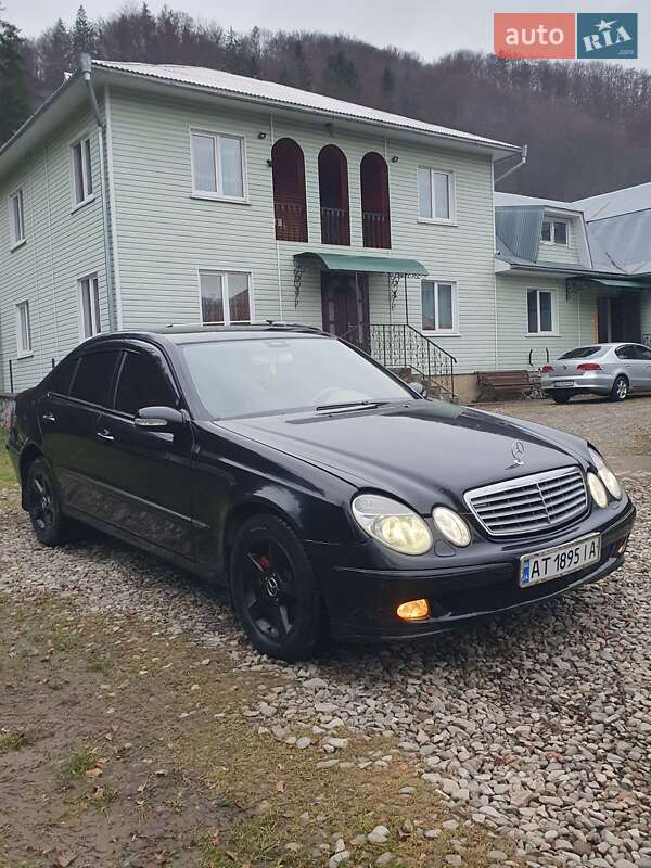 Седан Mercedes-Benz E-Class 2003 в Косове фото 5 Седан Mercedes-Benz E-Class 2003 в Косове