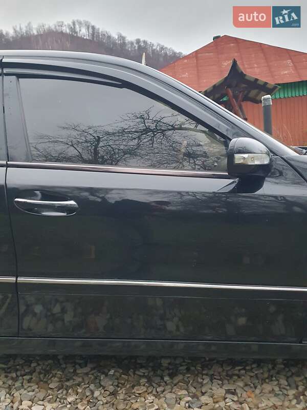 Седан Mercedes-Benz E-Class 2003 в Косове фото 26 Седан Mercedes-Benz E-Class 2003 в Косове