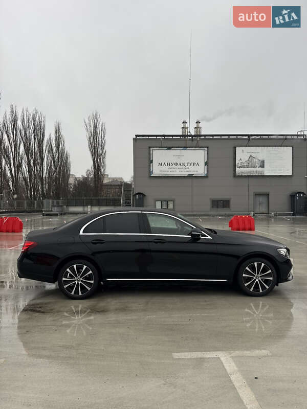 Седан Mercedes-Benz E-Class 2019 в Києві