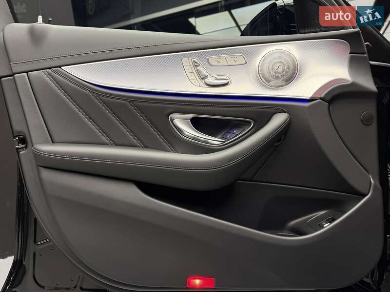 Седан Mercedes-Benz E-Class 2021 в Києві
