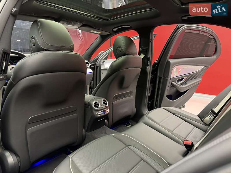 Седан Mercedes-Benz E-Class 2021 в Києві