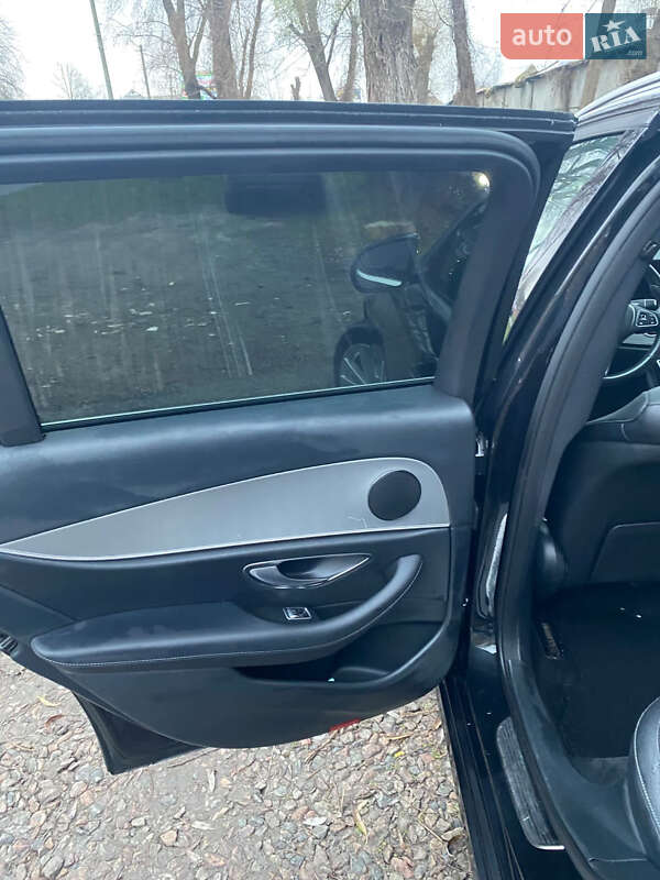 Универсал Mercedes-Benz E-Class 2016 в Киеве