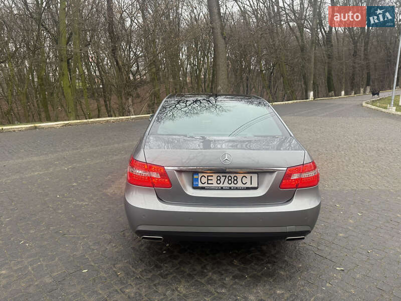 Седан Mercedes-Benz E-Class 2009 в Чернівцях