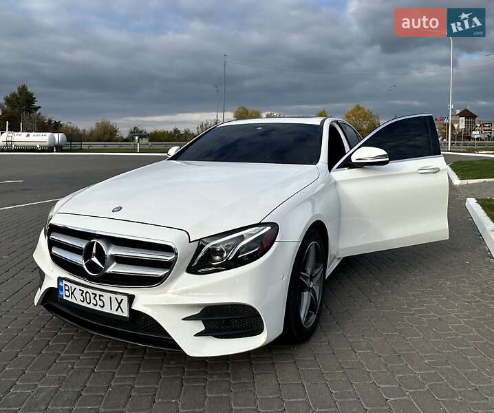 Седан Mercedes-Benz E-Class 2016 в Ровно фото 8 Седан Mercedes-Benz E-Class 2016 в Ровно
