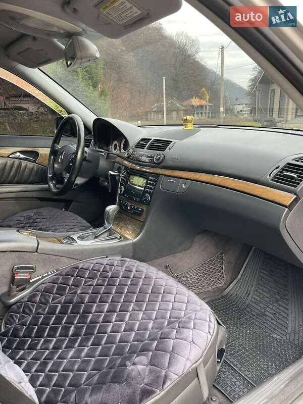Універсал Mercedes-Benz E-Class 2005 в Хусті фото 13 Універсал Mercedes-Benz E-Class 2005 в Хусті