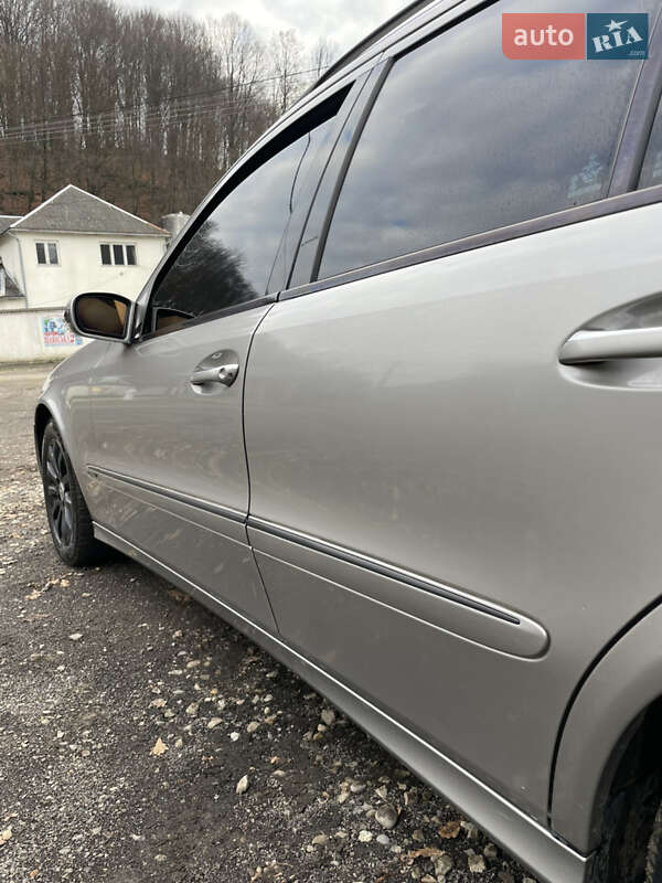 Універсал Mercedes-Benz E-Class 2005 в Хусті фото 31 Універсал Mercedes-Benz E-Class 2005 в Хусті