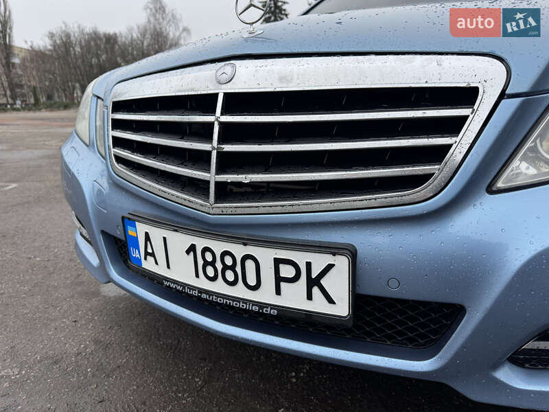 Седан Mercedes-Benz E-Class 2011 в Липовой Долине фото 18 Седан Mercedes-Benz E-Class 2011 в Липовой Долине