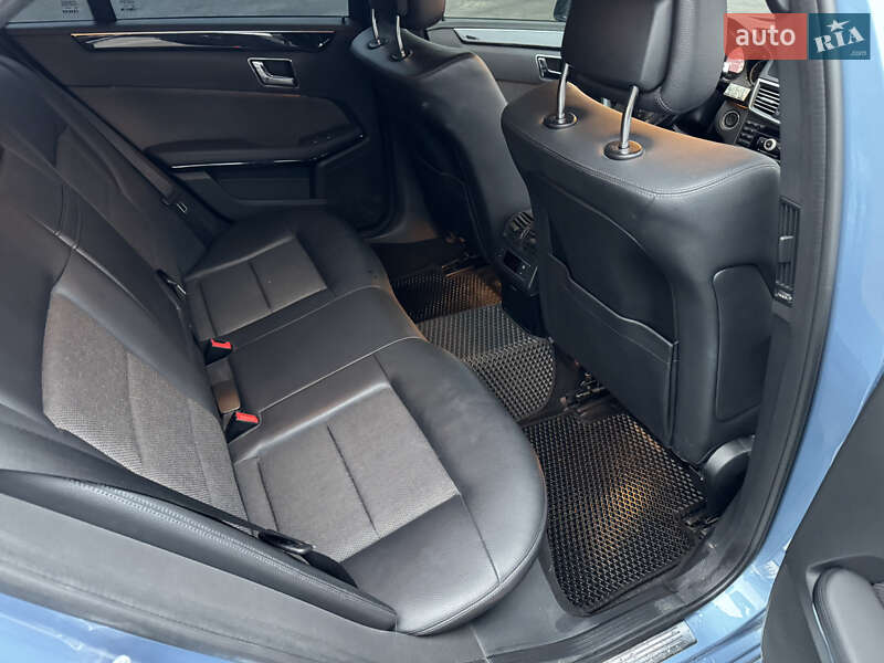 Седан Mercedes-Benz E-Class 2011 в Липовой Долине фото 23 Седан Mercedes-Benz E-Class 2011 в Липовой Долине