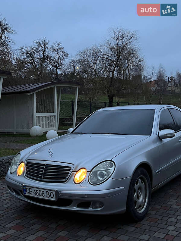 Mercedes-Benz E-Class 2002