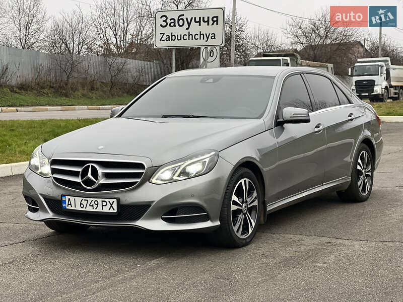 Седан Mercedes-Benz E-Class 2014 в Бучі