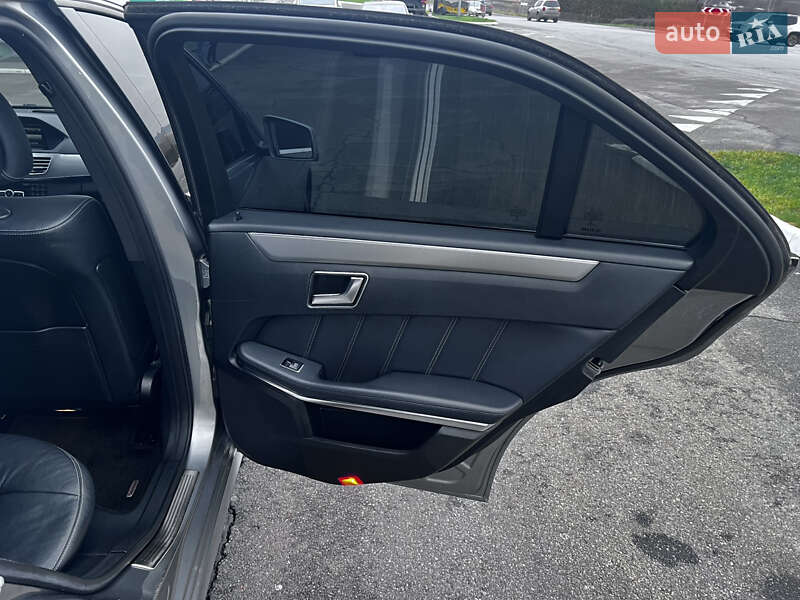 Седан Mercedes-Benz E-Class 2014 в Бучі